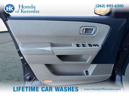 Used 2014 Honda Pilot EX image 25