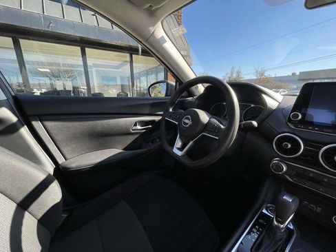 Used 2024 Nissan Sentra SV image 17
