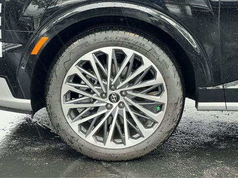 Certified 2026 Hyundai Palisade Calligraphy AWD/4WD image 13