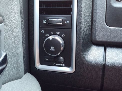 Used 2016 RAM 2500 Big Horn image 24