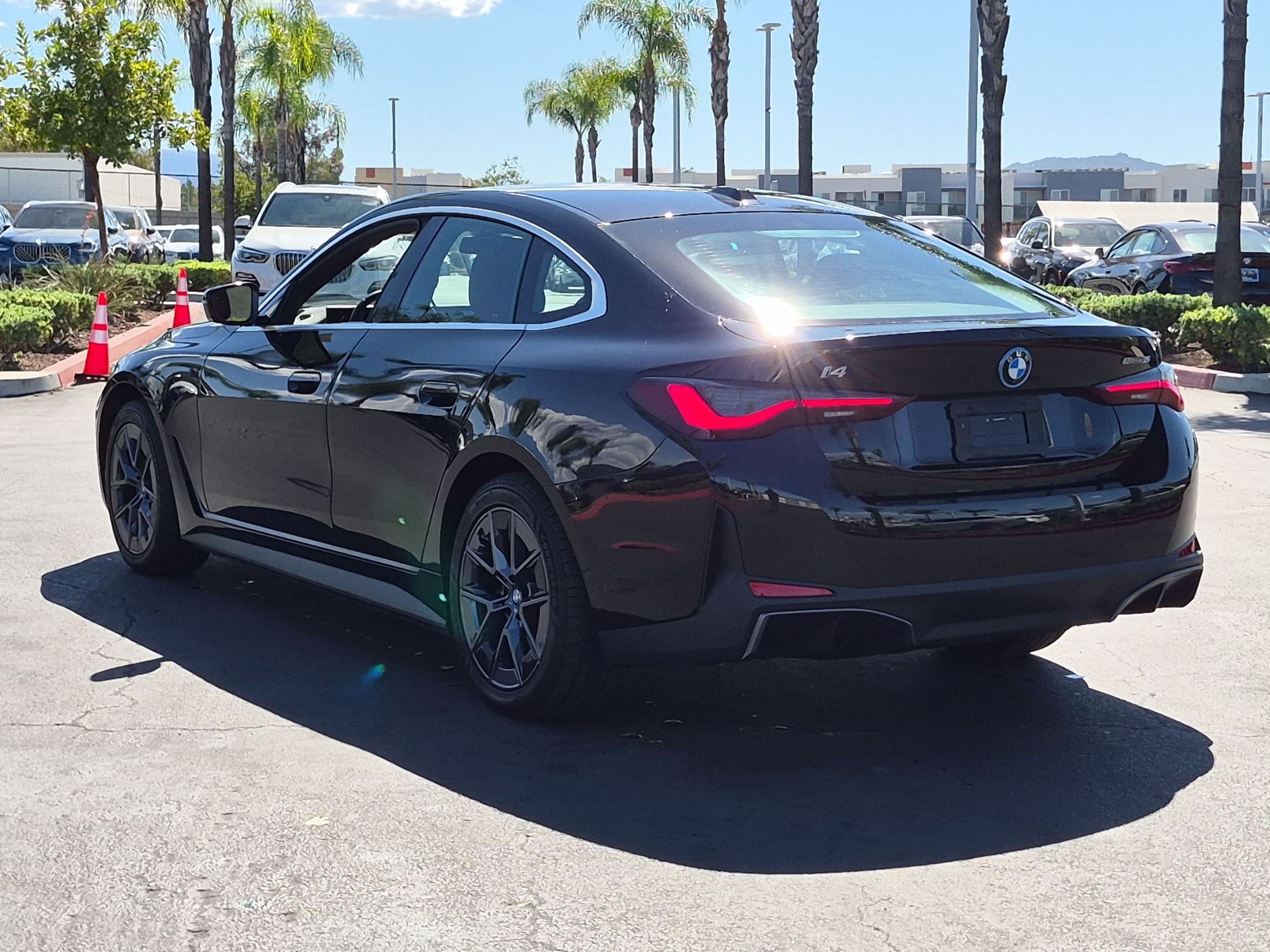 Used 2024 BMW i4 eDrive35 w/ Premium Package RWD image 8