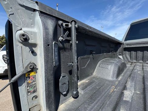 Used 2024 GMC Sierra 2500 AT4 w/ AT4 Premium Plus Package AWD/4WD image 12