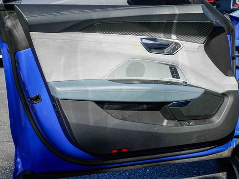 Used 2023 Audi e-tron GT Prestige image 19