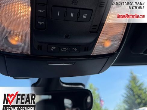 Used 2025 Dodge Durango R/T AWD/4WD image 18