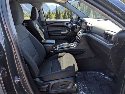 Certified 2023 Ford Explorer XLT AWD/4WD image 21
