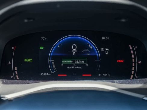 Used 2025 Toyota Camry LE FWD image 24