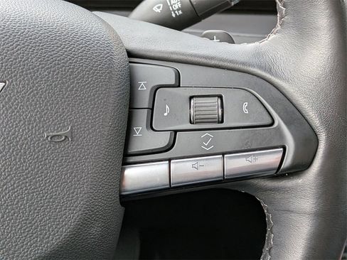 Certified 2025 Cadillac XT4 Premium Luxury image 29