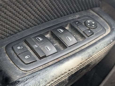 Used 2016 Dodge Dart SXT image 10