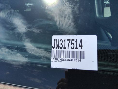 Used 2018 Jeep Wrangler Unlimited Sport S AWD/4WD image 12