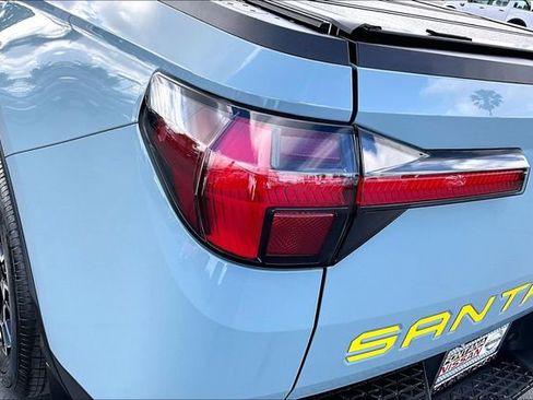 Used 2023 Hyundai Santa Cruz SEL AWD/4WD image 23