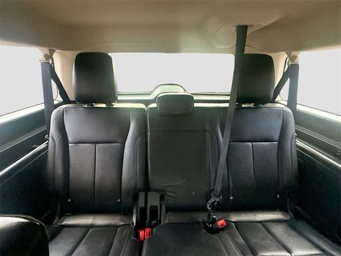 Used 2023 Ford Expedition Max XLT image 27