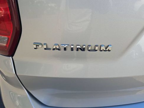 Used 2016 Ford Explorer Platinum AWD/4WD image 28