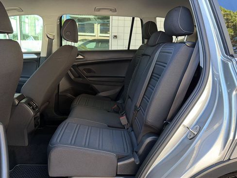 Certified 2022 Volkswagen Tiguan S FWD image 20