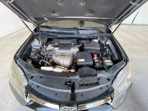 Used 2016 Toyota Camry SE FWD image 24