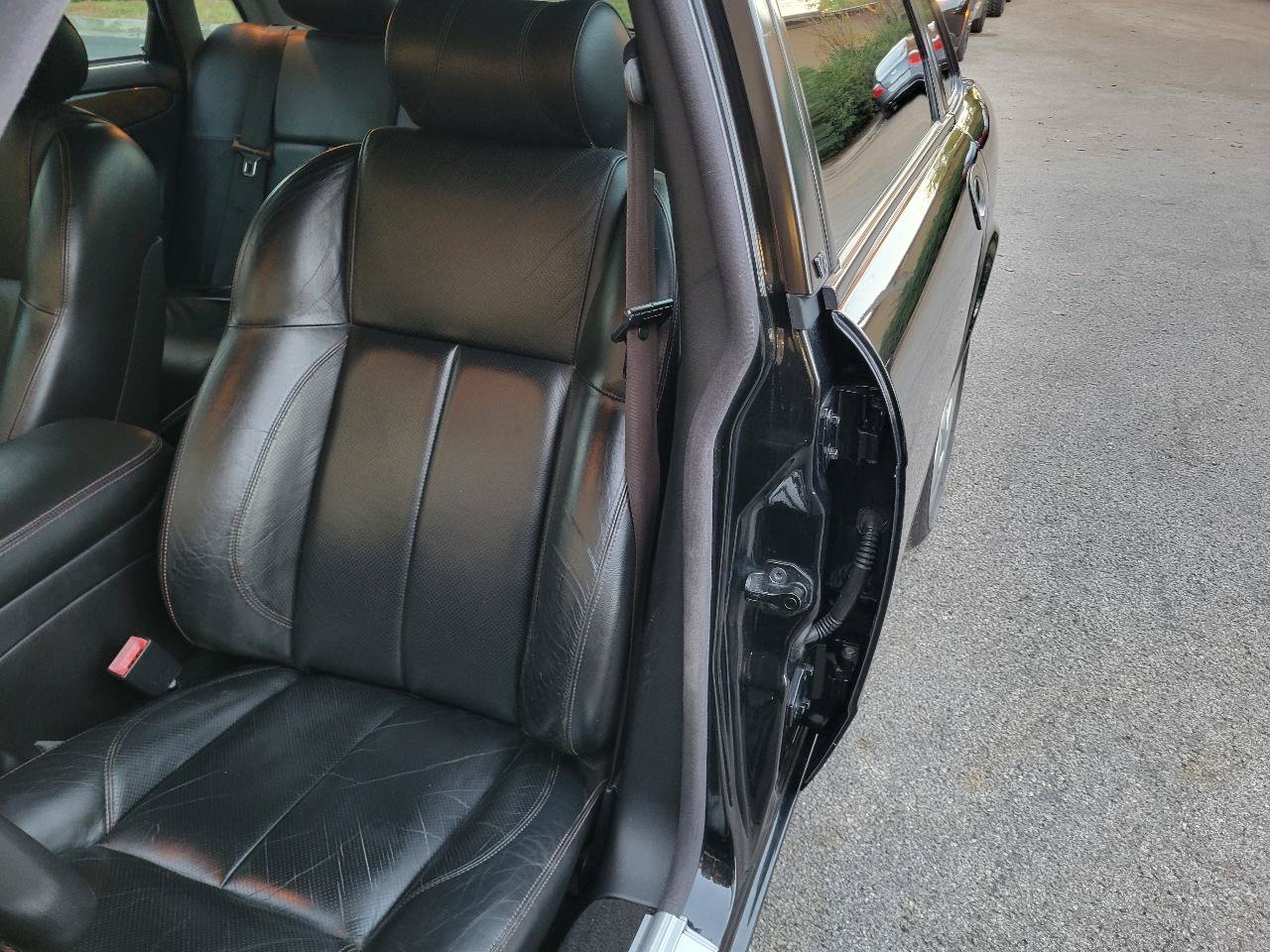 Used 2002 Jaguar XJ8 RWD image 18