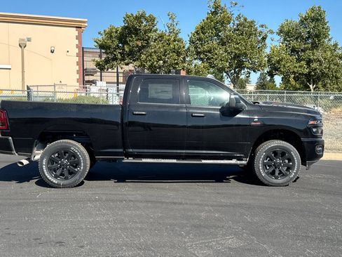 New 2026 RAM 2500 Tradesman AWD/4WD image 2