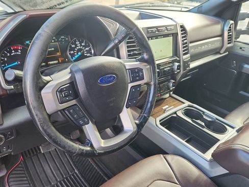 Used 2017 Ford F350 Platinum w/ Platinum Ultimate Package image 8