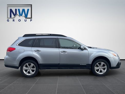 Used 2014 Subaru Outback 2.5i Premium image 28