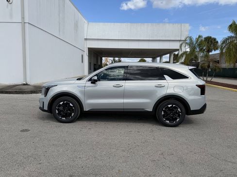 New 2026 Kia Sorento S AWD/4WD image 6
