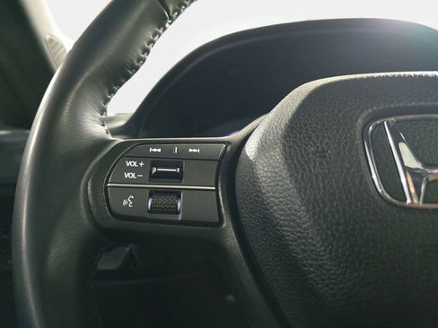 Used 2025 Honda Accord Sport image 16