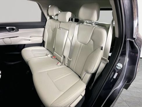 Certified 2026 Kia Sorento EX FWD image 18