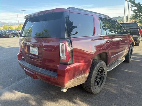 Used 2018 GMC Yukon SLT w/ Premium Edition AWD/4WD image 3