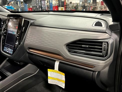 Used 2025 Subaru Forester Sport image 17