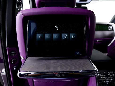 Used 2025 Rolls-Royce Cullinan image 19