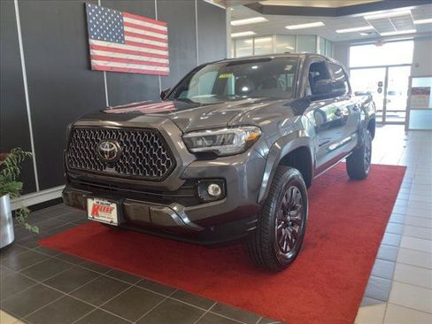 Certified 2022 Toyota Tacoma Limited w/ Nightshade Package AWD/4WD image 3