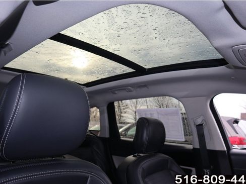 Used 2025 Lincoln Nautilus Reserve image 27