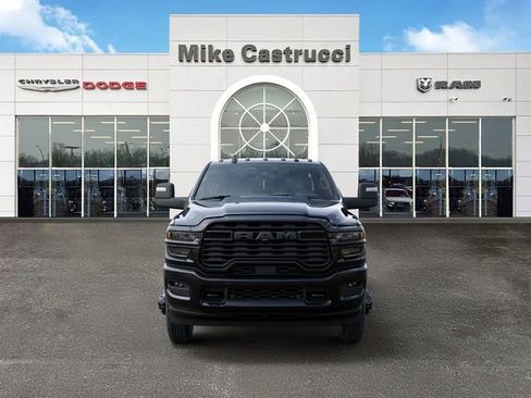 New 2026 RAM 3500 Big Horn AWD/4WD image 6