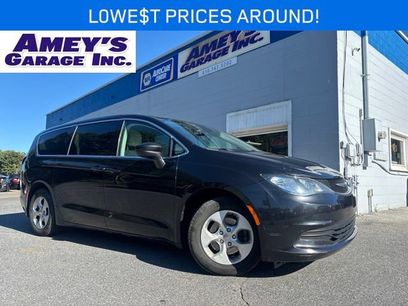 Used 2017 Chrysler Pacifica LX w/ Tire & Wheel Group