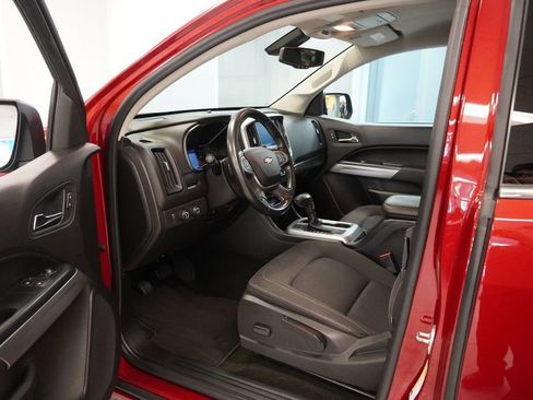 Used 2018 Chevrolet Colorado LT w/ LT Convenience Package AWD/4WD image 12