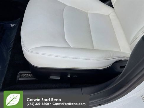 Used 2020 Tesla Model 3 Standard Range Plus image 18