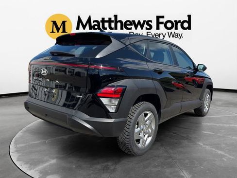 Used 2025 Hyundai Kona SE AWD/4WD image 5
