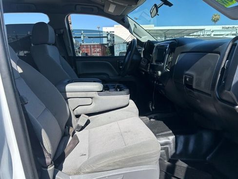 Used 2017 Chevrolet Silverado 2500 W/T AWD/4WD image 18
