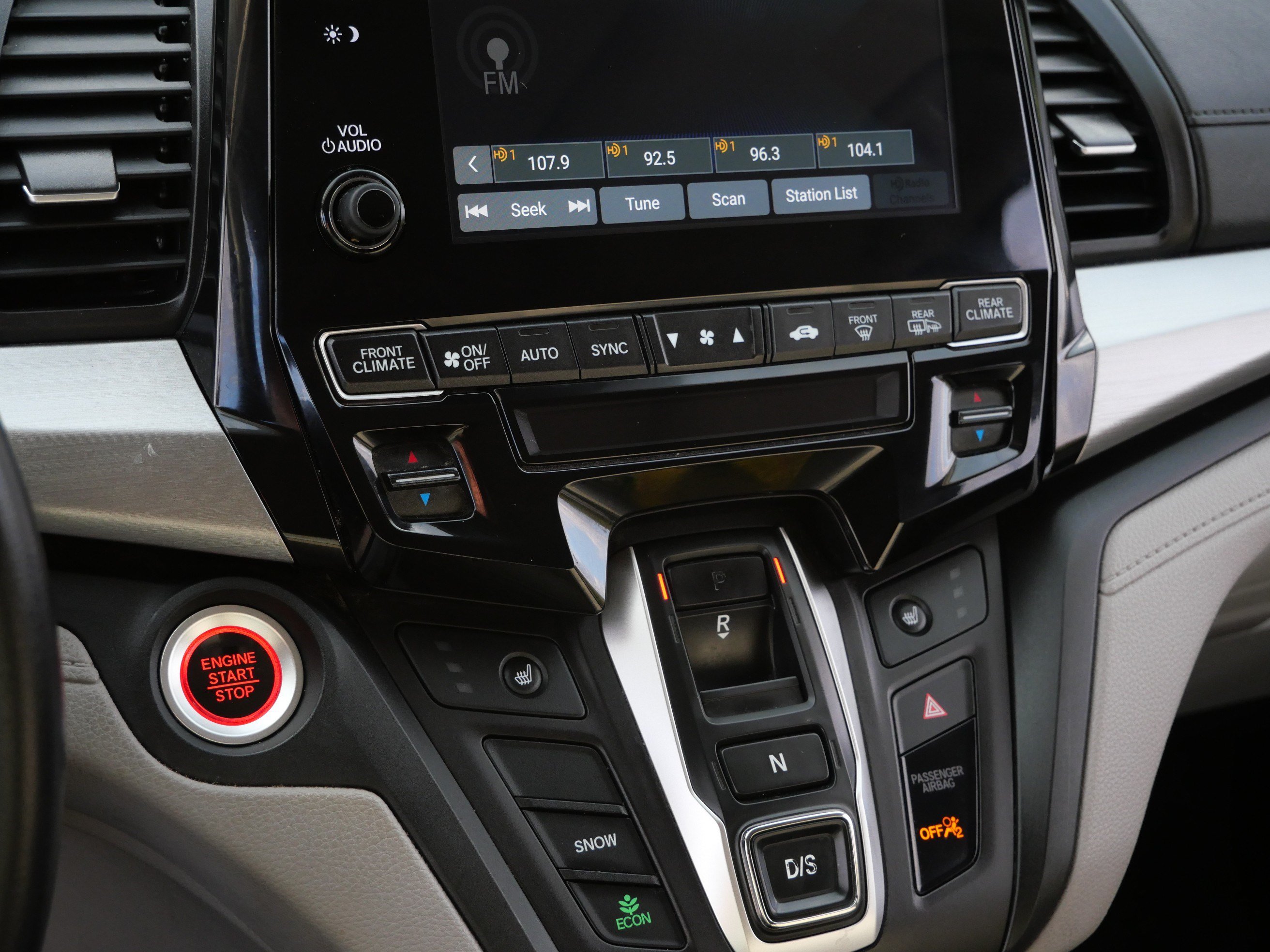 Used 2018 Honda Odyssey EX-L image 23
