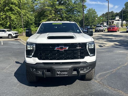 Used 2024 Chevrolet Silverado 2500 ZR2 w/ ZR2 Bison Edition AWD/4WD image 7