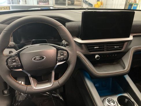 New 2026 Ford Explorer Tremor w/ Tremor Convenience Package AWD/4WD image 24