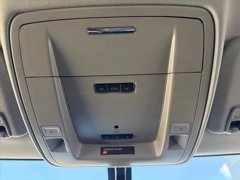 Used 2016 GMC Sierra 1500 SLT w/ All Terrain X Package image 18