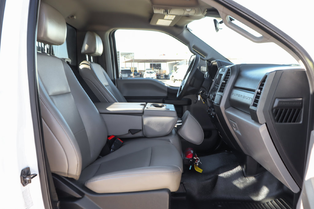 Used 2020 Ford F550 4x4 Regular Cab Super Duty image 42