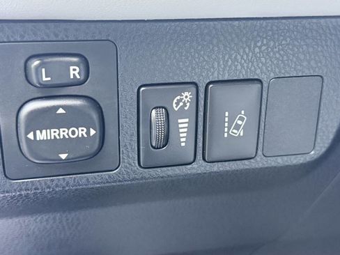Used 2017 Toyota RAV4 XLE w/ Plus Special Value Package AWD/4WD image 31