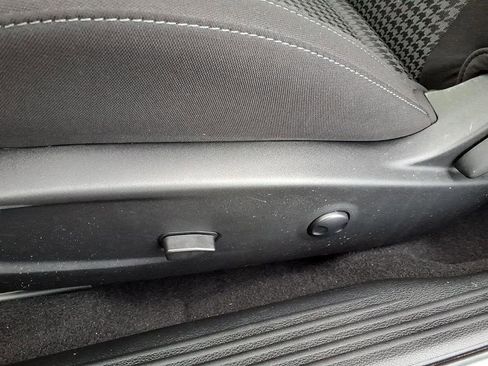 Used 2023 Dodge Challenger R/T w/ Blacktop Package image 25