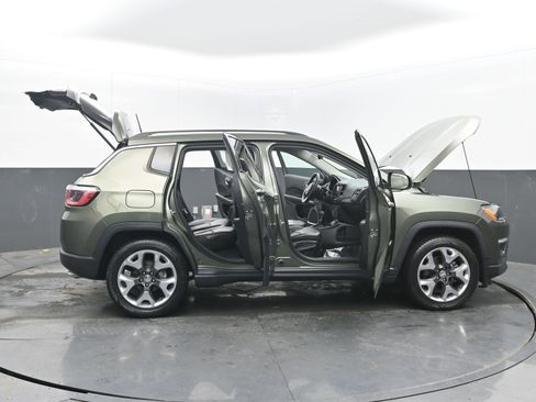 Used 2019 Jeep Compass Limited image 45