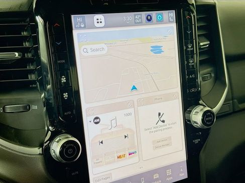 New 2026 RAM 1500 4x4 Crew Cab image 15