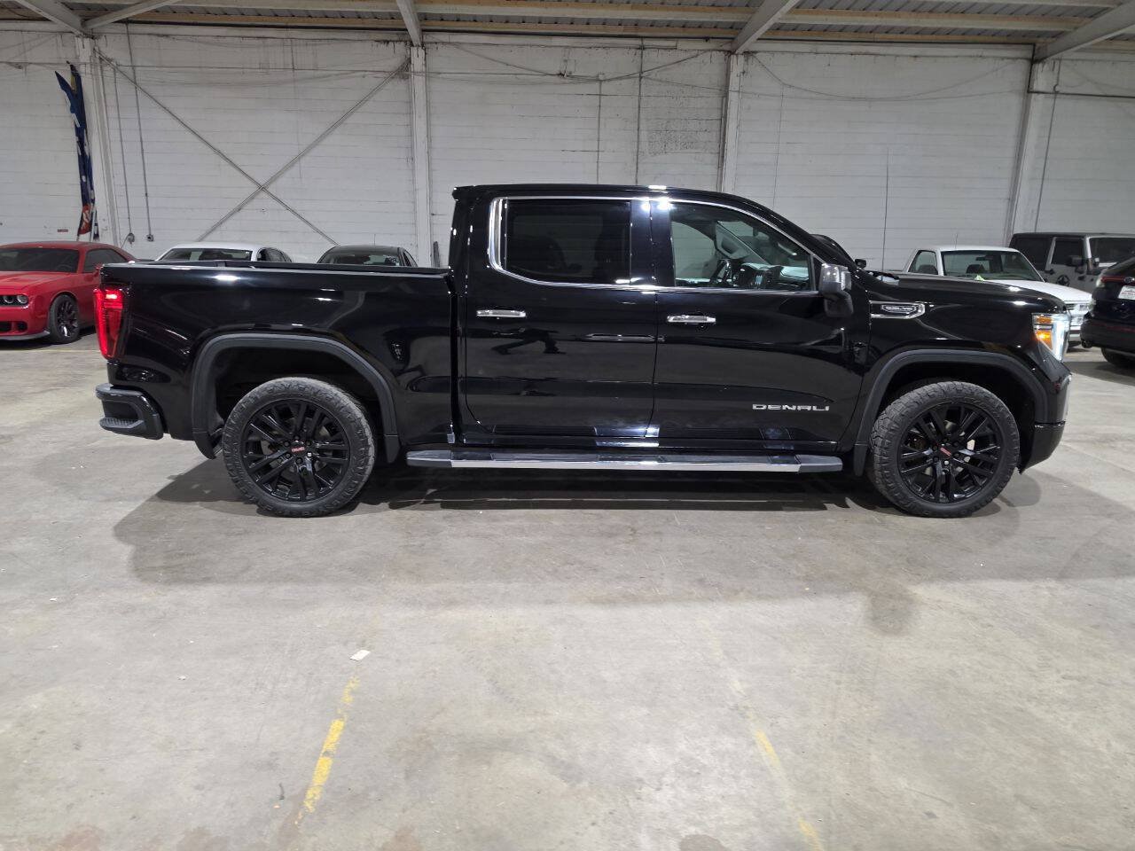 Used 2019 GMC Sierra 1500 Denali w/ Driver Alert Package II AWD/4WD image 17