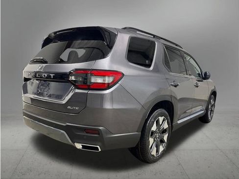 New 2026 Honda Pilot Elite image 5