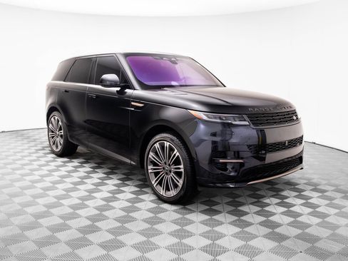 Used 2023 Land Rover Range Rover Sport SE Dynamic image 8