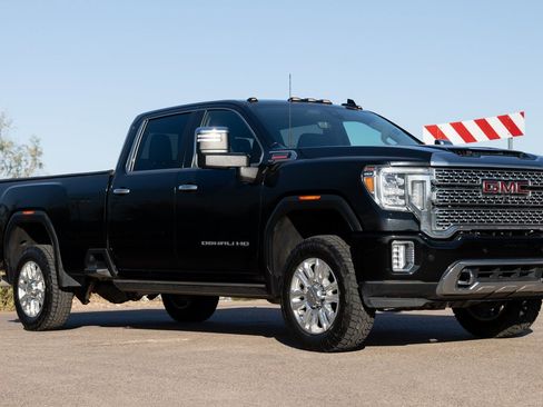 Used 2022 GMC Sierra 3500 Denali w/ Denali Ultimate Package AWD/4WD image 58