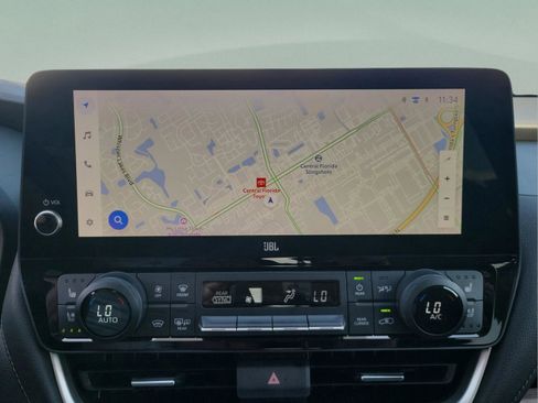 Used 2024 Toyota Grand Highlander XLE image 17